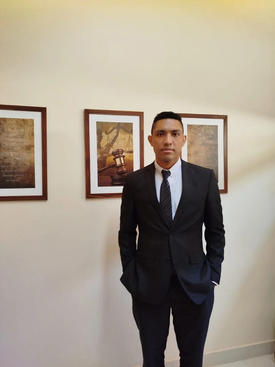 DR. DIVINO GOMES